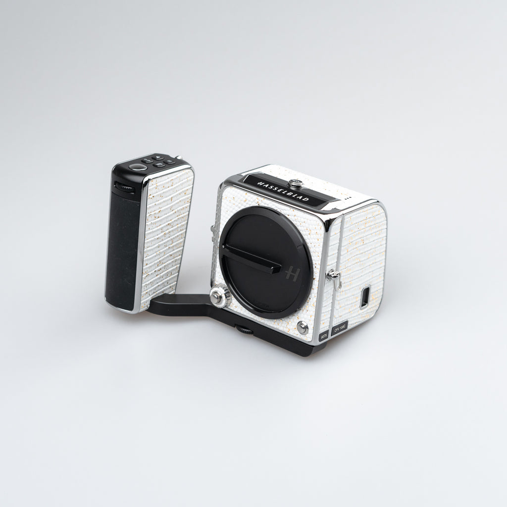 Golden White Lizard Leather（907X CFV 100c）