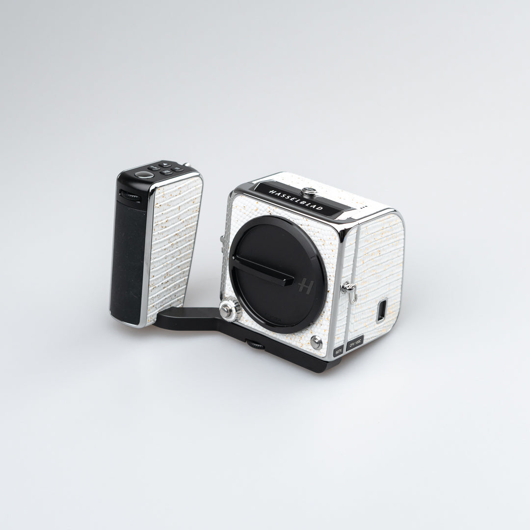 Golden White Lizard Leather（907X CFV 100c）