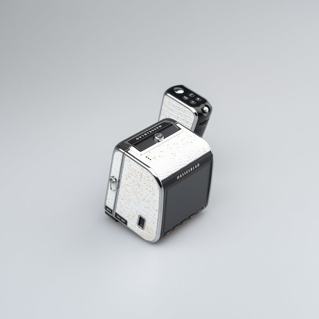 Golden White Lizard Leather（907X CFV 100c）