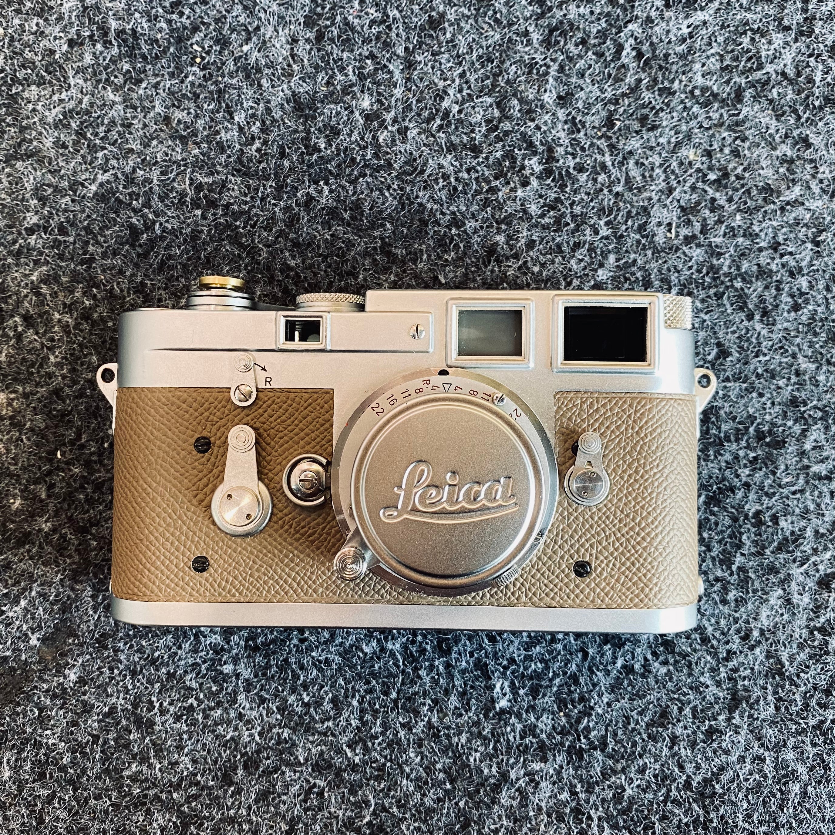 M3 HERMES Etoupe Grey