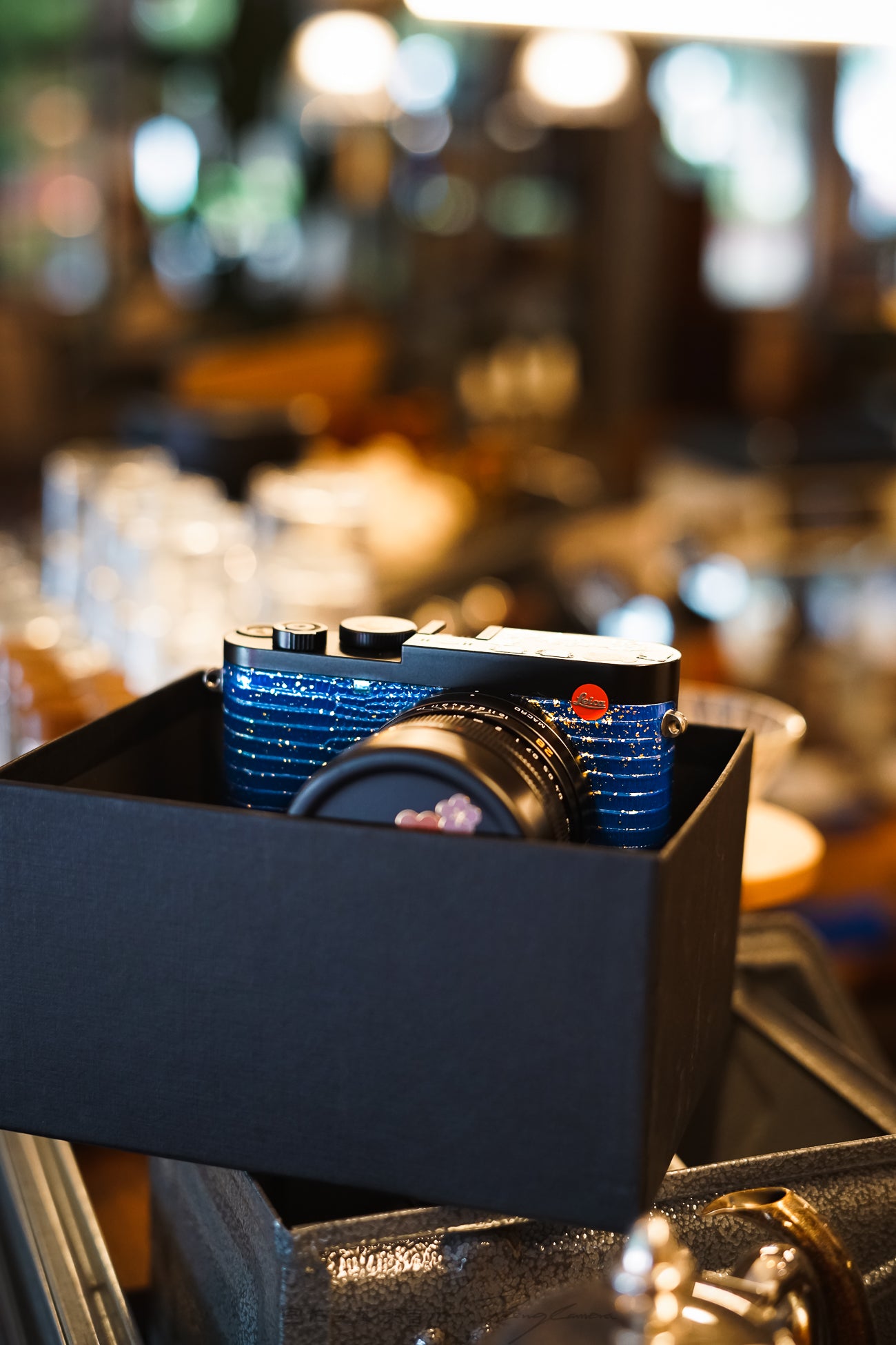 Q3 Leather art replacement with gold sprinkled lizard skin material/Blue