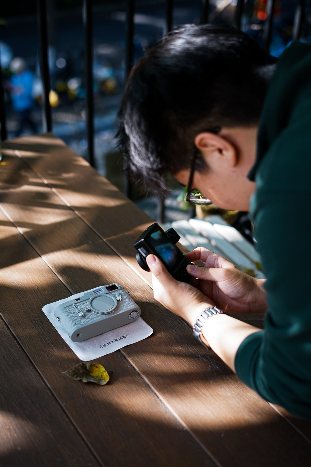 M4 Glacier Grey Lacquer Art,Customized leather body in the same color