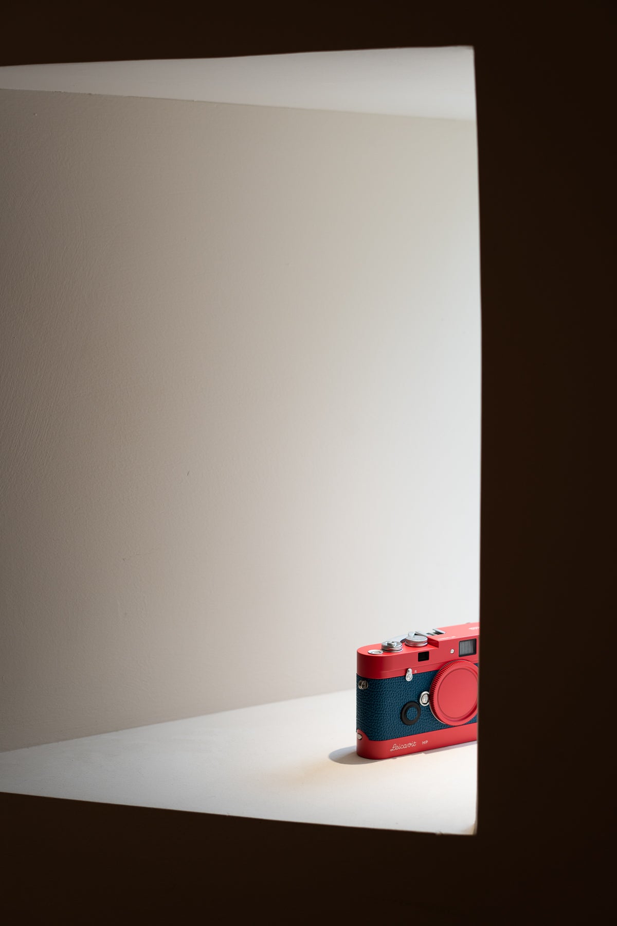 MP Ferrari Red Repaint/Leather Art Customization/Blue