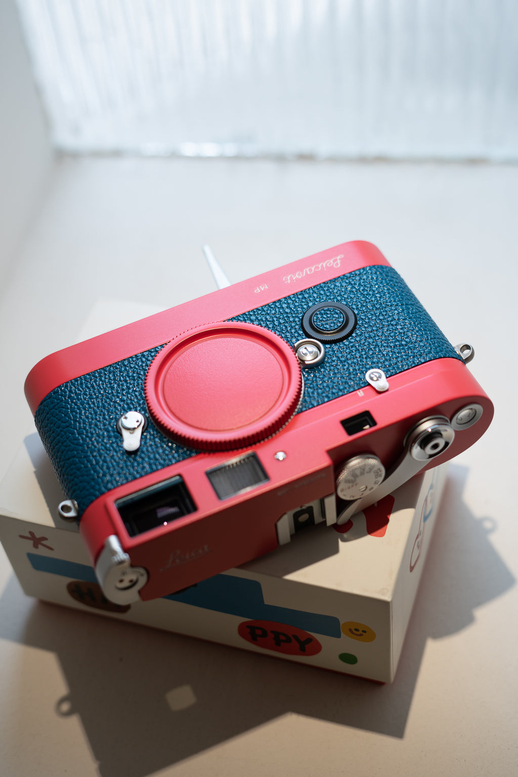 MP Ferrari Red Repaint/Leather Art Customization/Blue