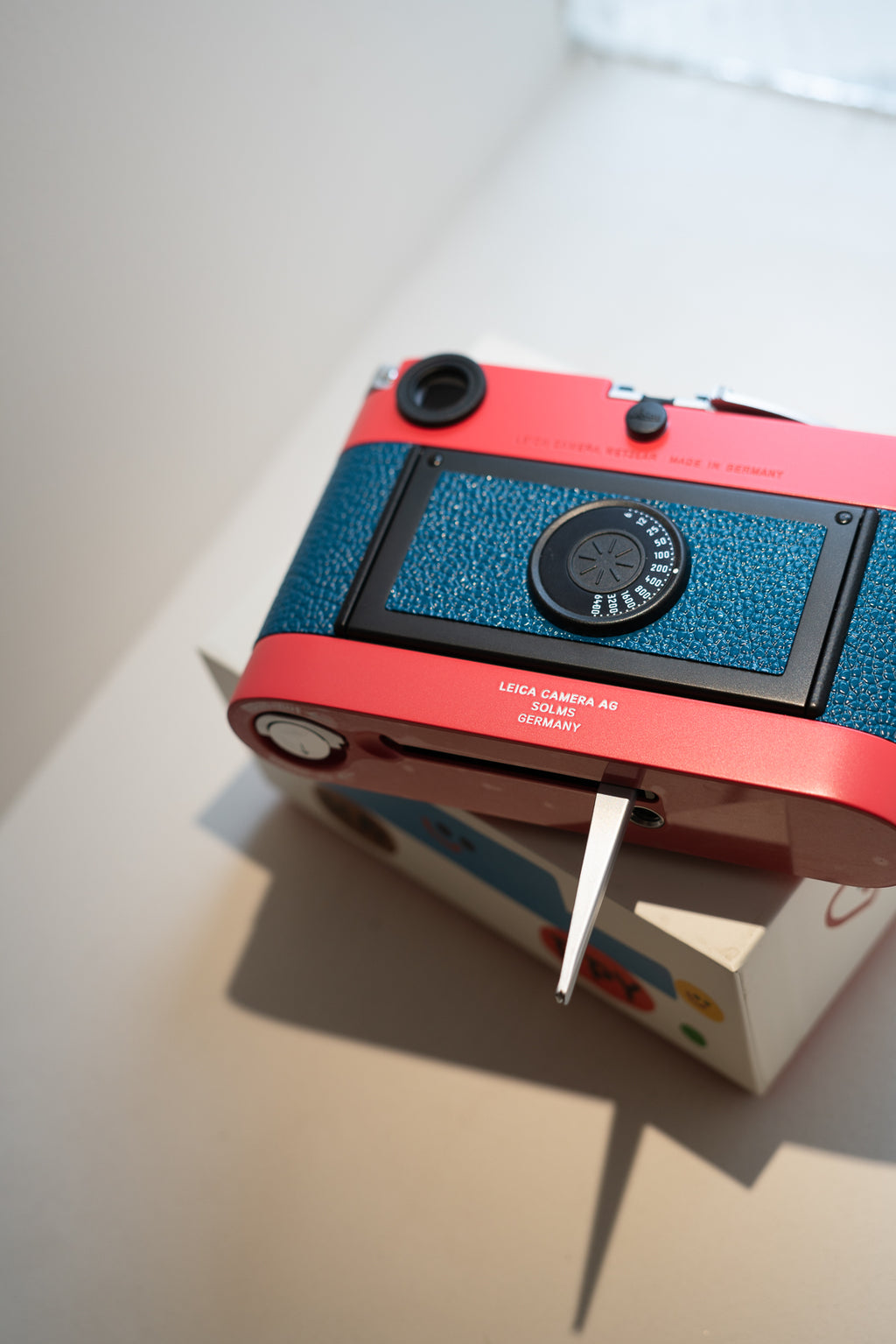 MP Ferrari Red Repaint/Leather Art Customization/Blue