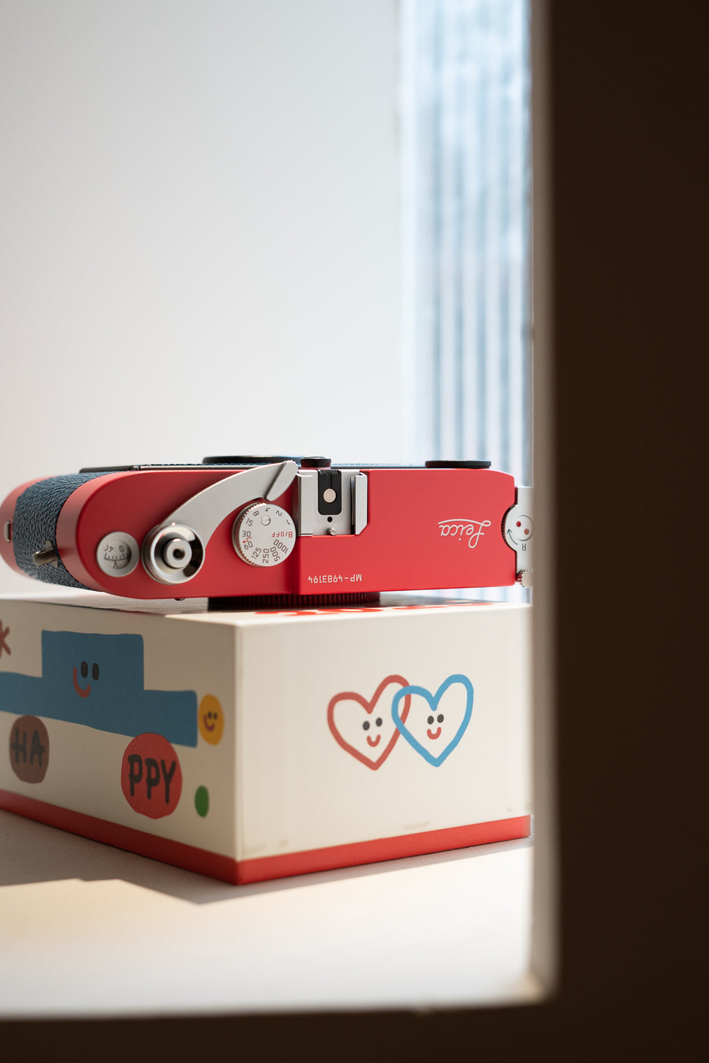 MP Ferrari Red Repaint/Leather Art Customization/Blue