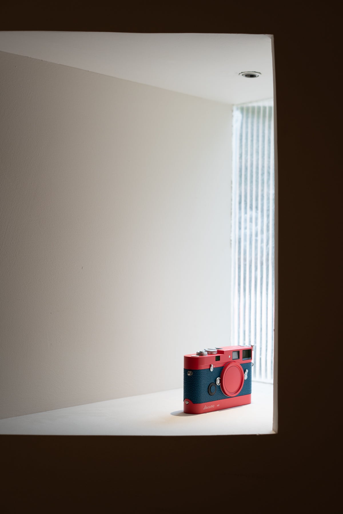 MP Ferrari Red Repaint/Leather Art Customization/Blue