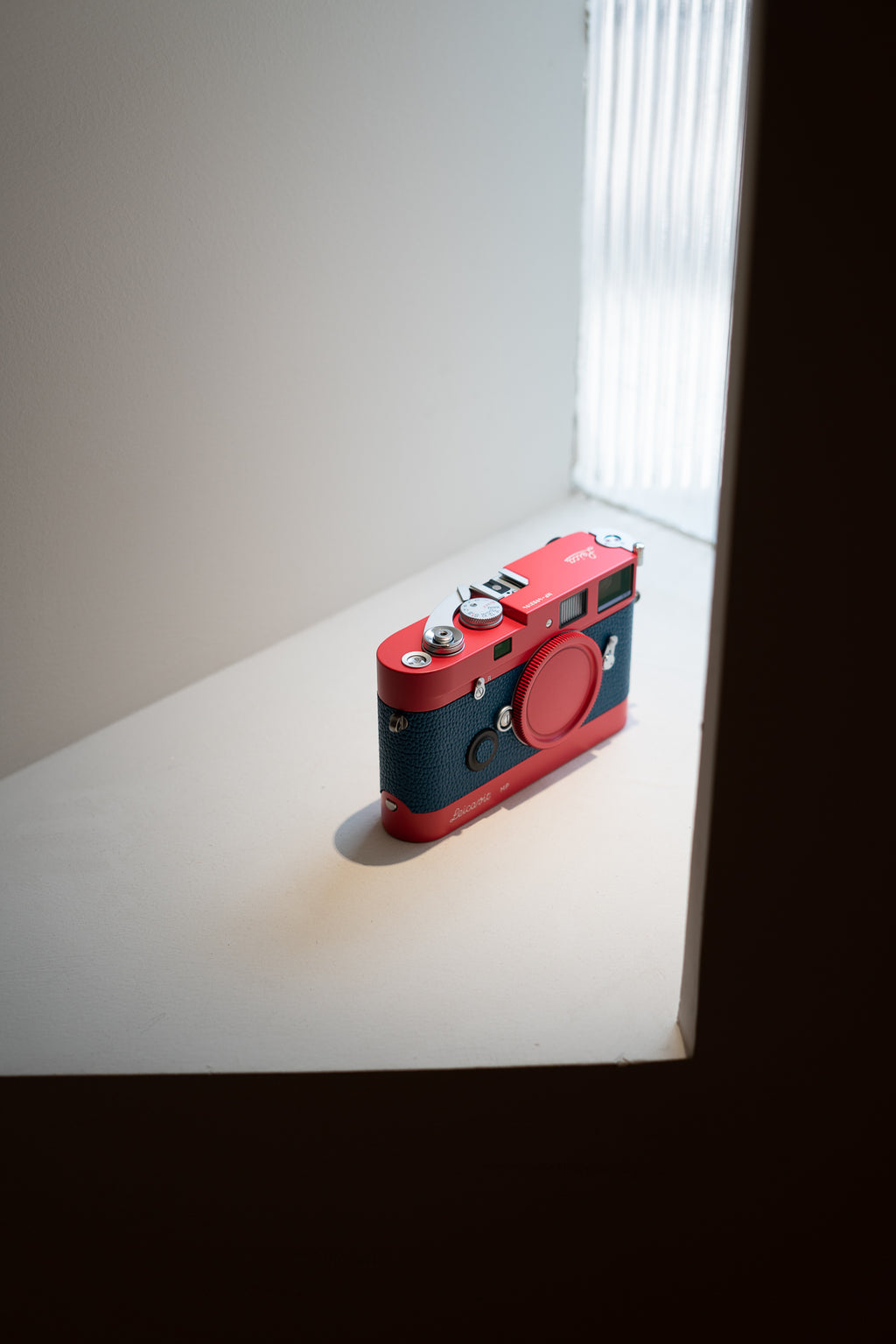 MP Ferrari Red Repaint/Leather Art Customization/Blue