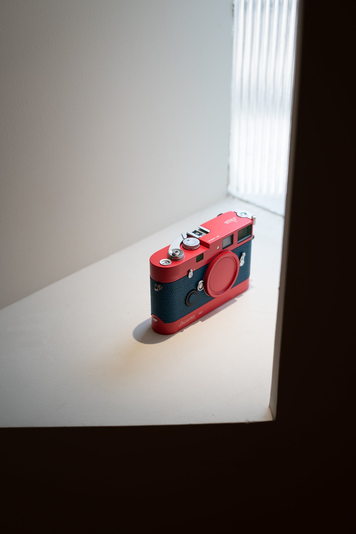 MP Ferrari Red Repaint/Leather Art Customization/Blue