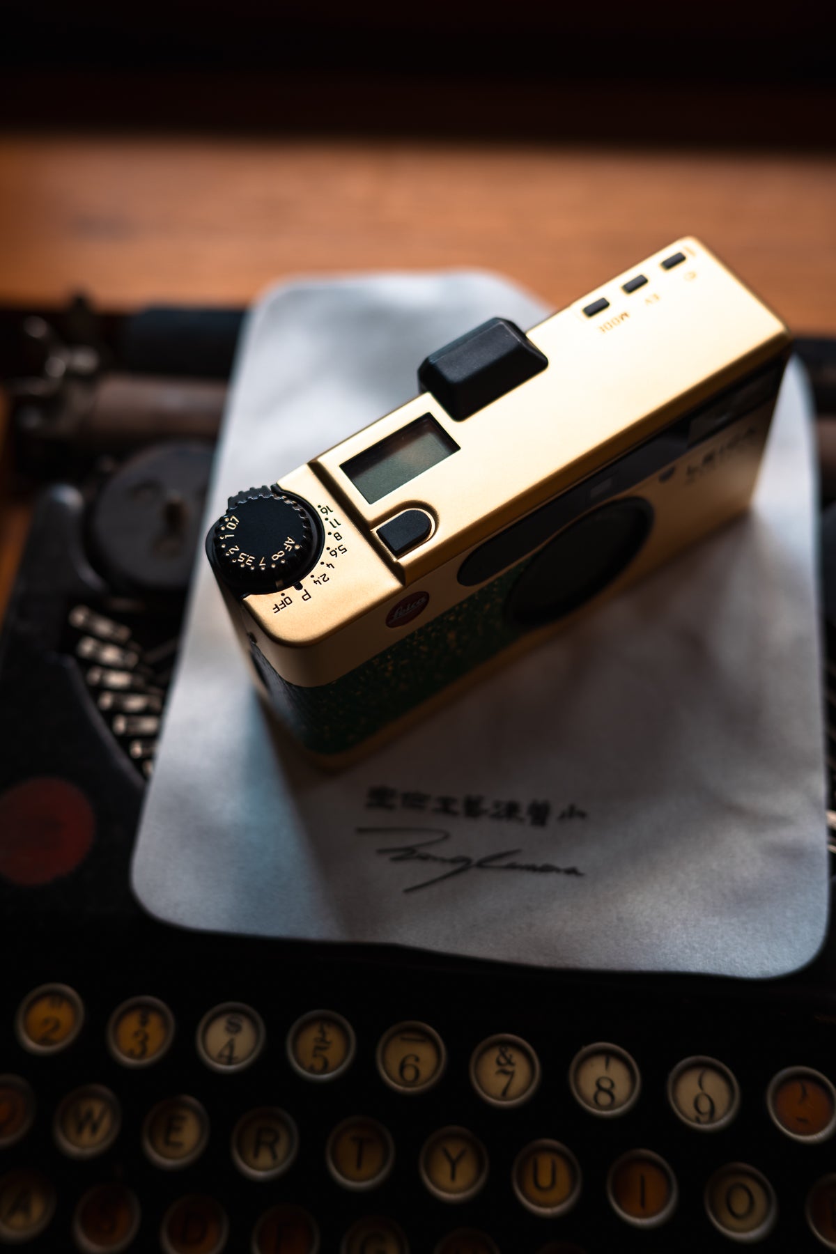 minilux 24K Golden Customization/Leather art replacement with gold sprinkled lizard skin material/Green