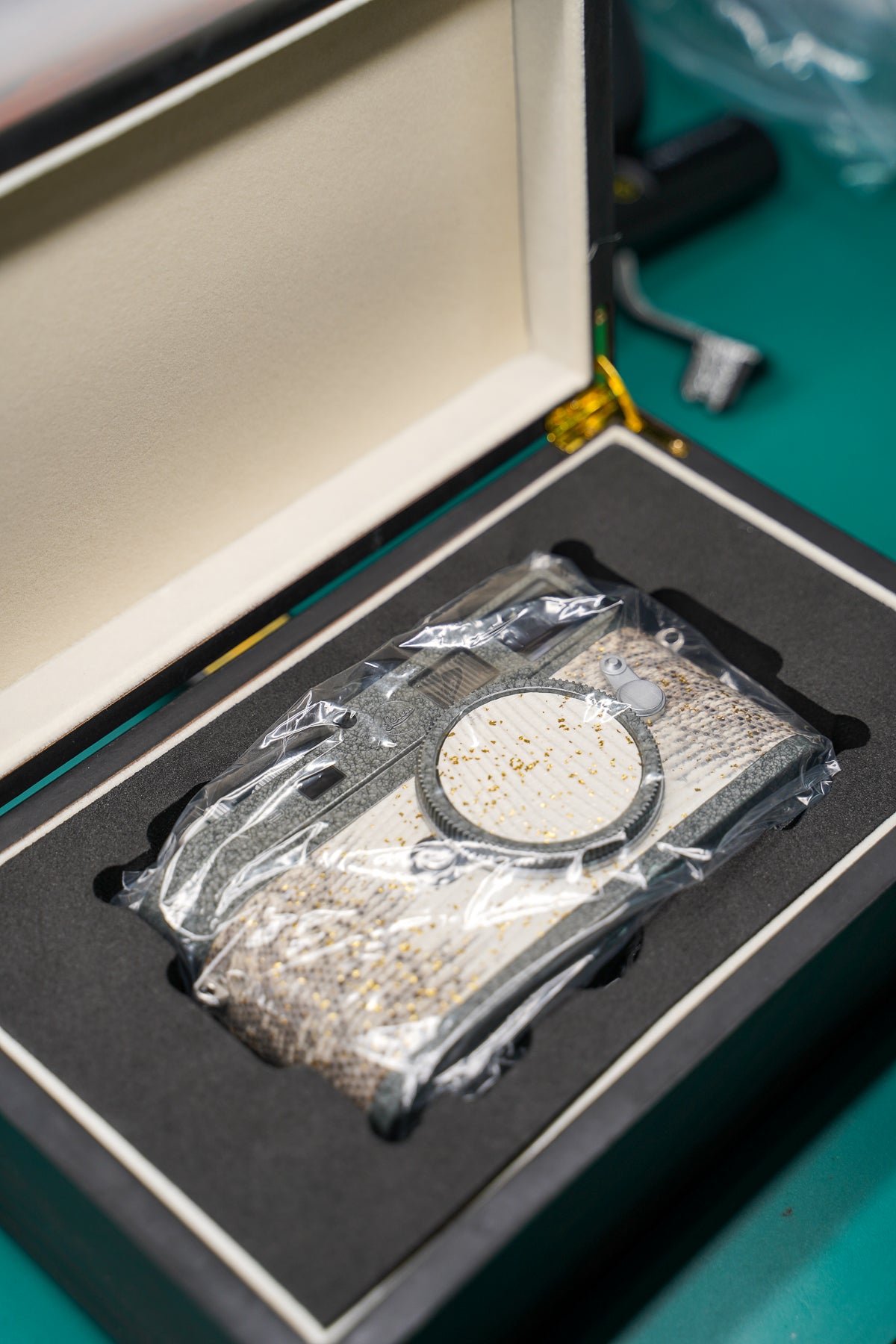 M9 Hammer Tone Repaint/Golden Himalayan Lizard Skin