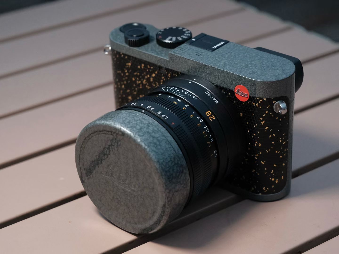 Q2 Hammer Tone Repaint/Leather art replacement with gold sprinkled lizard skin material/black