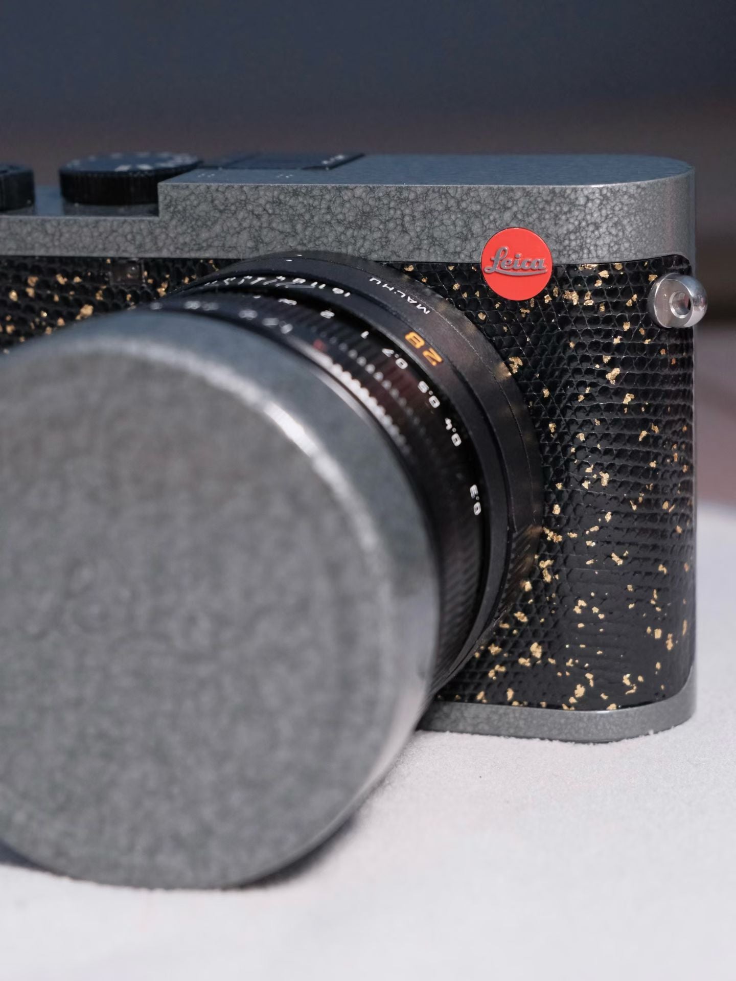 Q2 Hammer Tone Repaint/Leather art replacement with gold sprinkled lizard skin material/black