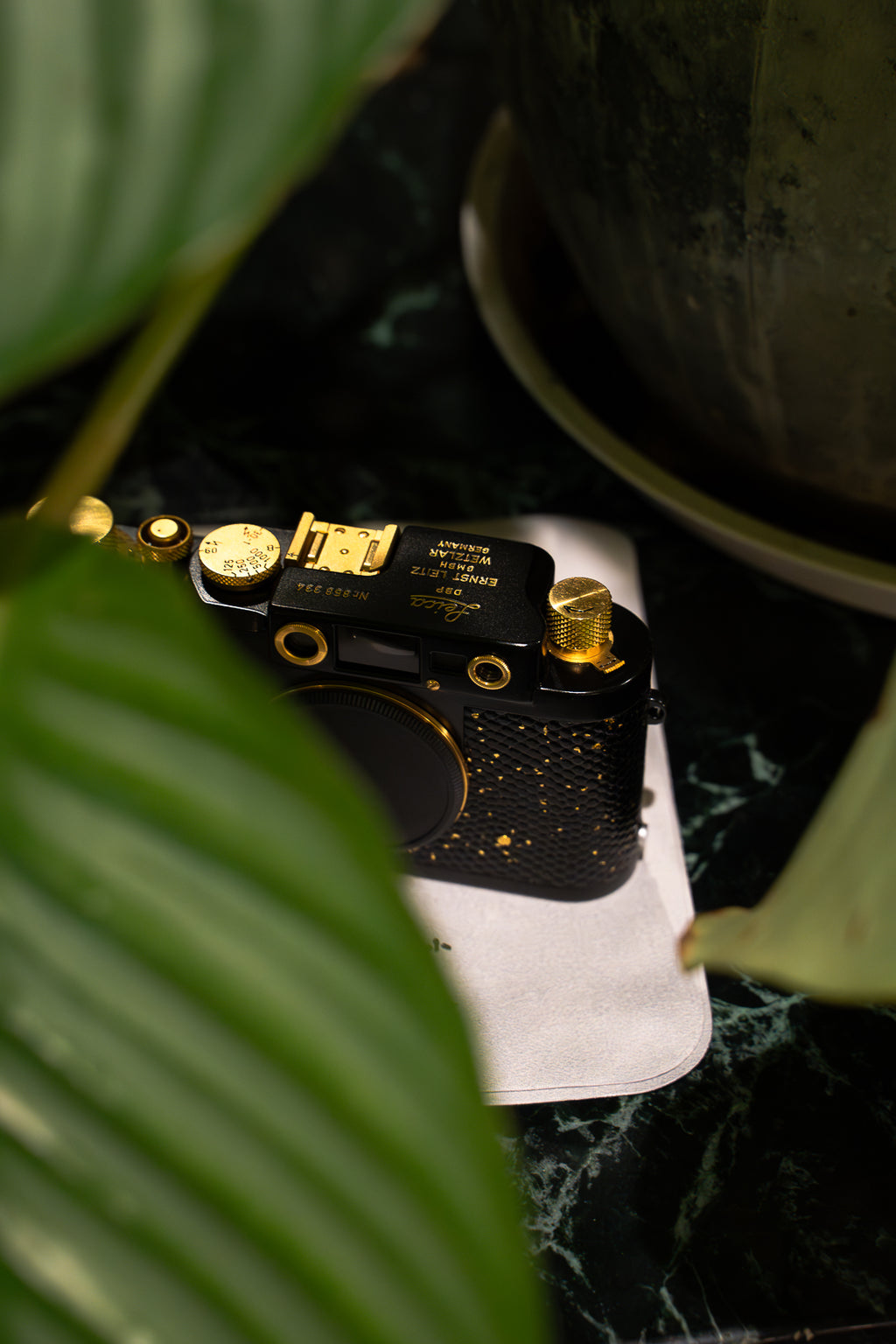 IIIG 24K Golden Customization,Leather art replacement with gold sprinkled lizard skin material/black