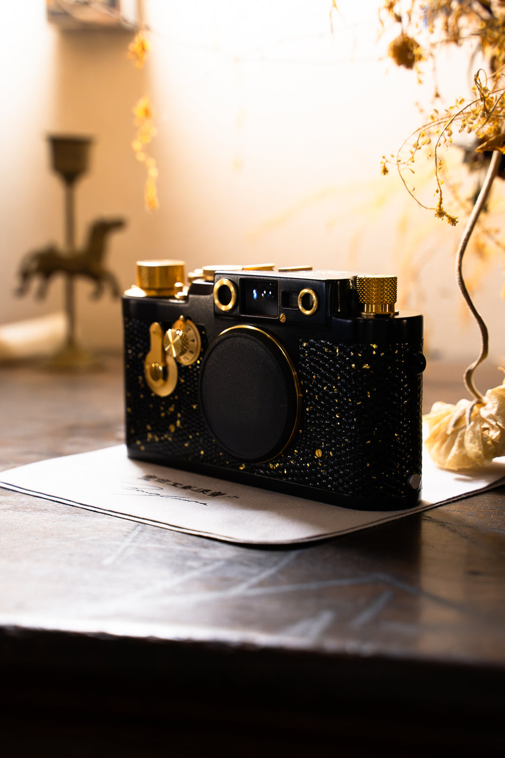 IIIG 24K Golden Customization,Leather art replacement with gold sprinkled lizard skin material/black