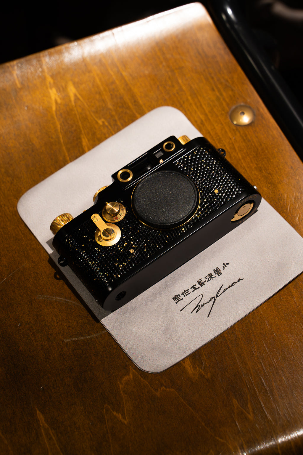 IIIG 24K Golden Customization,Leather art replacement with gold sprinkled lizard skin material/black