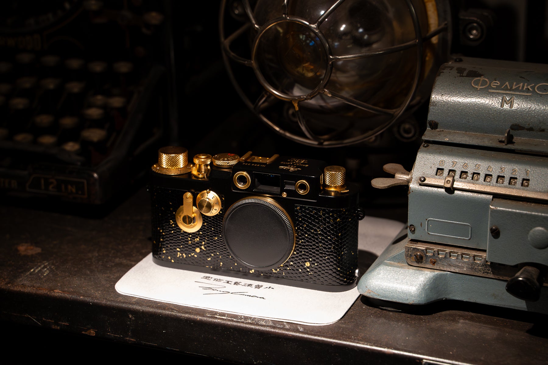 IIIG 24K Golden Customization,Leather art replacement with gold sprinkled lizard skin material/black